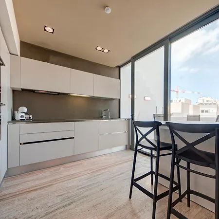 Appartement A Lovely 2br Penthouse In St Julians, Pv With Wifi By 360 Estates San Ġiljan
