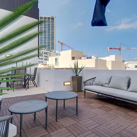 A Lovely 2br Penthouse In St Julians, Pv With Wifi By 360 Estates Apartmán *