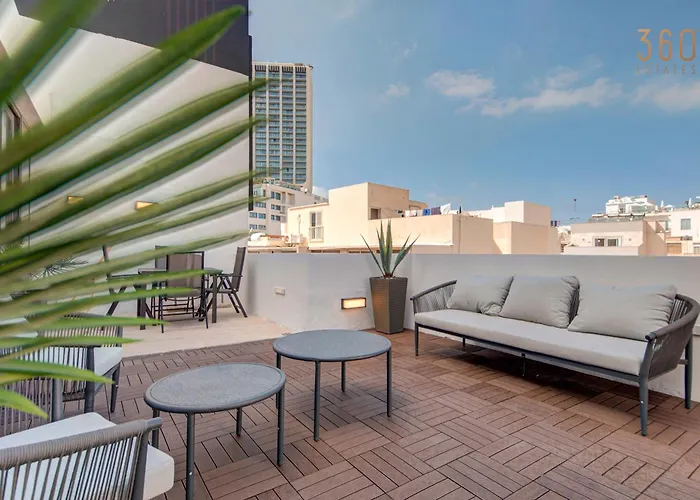 Apartamento A Lovely 2br Penthouse In St Julians, Pv With Wifi By 360 Estates