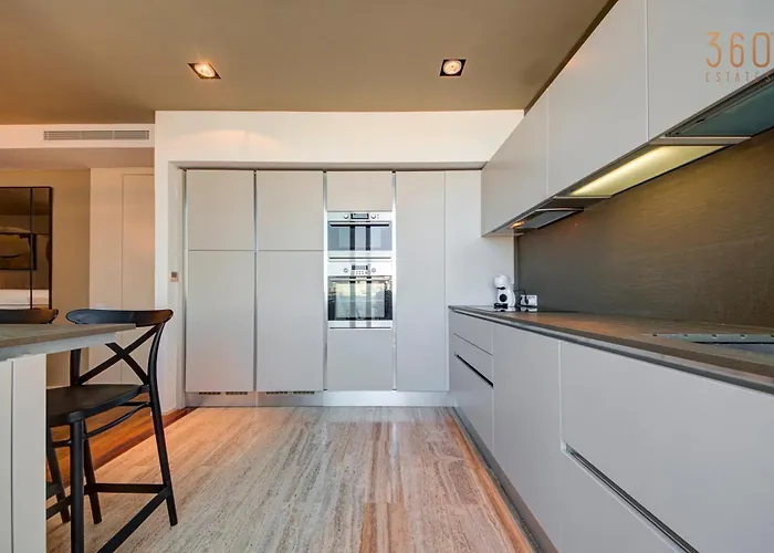 A Lovely 2br Penthouse In St Julians, Pv With Wifi By 360 Estates