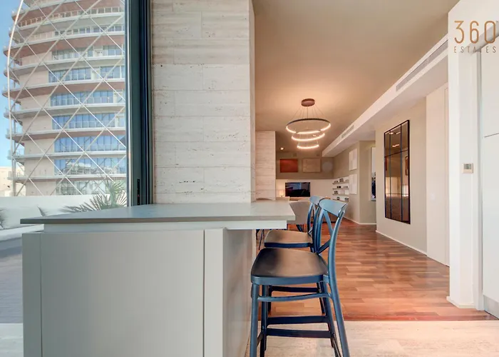 A Lovely 2br Penthouse In St Julians, Pv With Wifi By 360 Estates San Julián